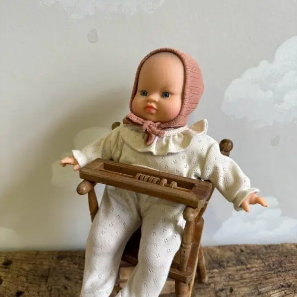 Chaise haute pour petite poupée