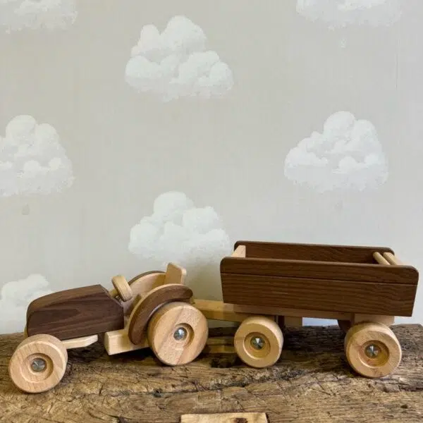 Tracteur en bois